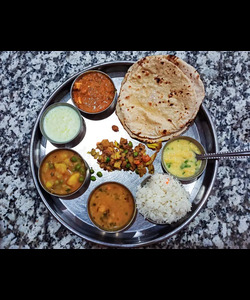 indianvegthali